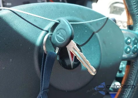 2006 Pontiac Grand Prix from USA, damaged, VIN 2G2WP552061114966